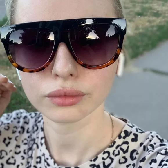 🍒 FLAT Top Oversized Sunglasses - Picture 7 of 9